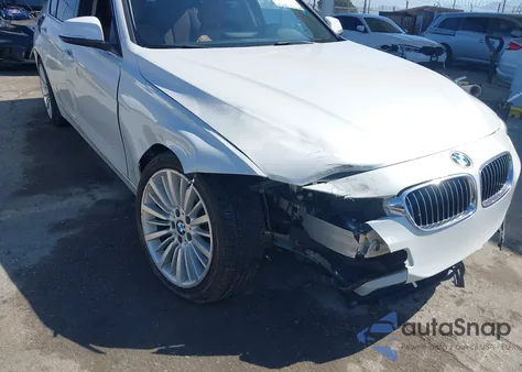 2013 BMW 328I из США, поврежденный, VIN WBA3C1G55DNR47228